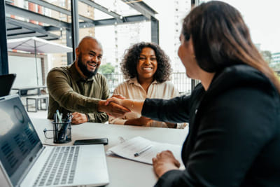 What are the types of business entities in Spain?